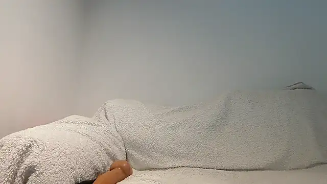 MelissaMia1 online show from 04-22-26, 04:08