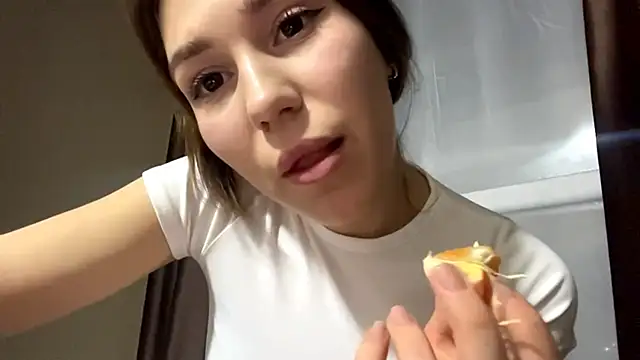 HypnoticEyeys online show from 02-28-26, 03:11