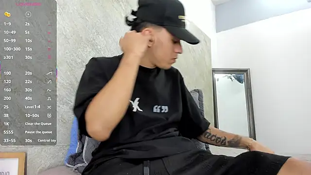 Mick-lollipop online show from 03-20-26, 07:48