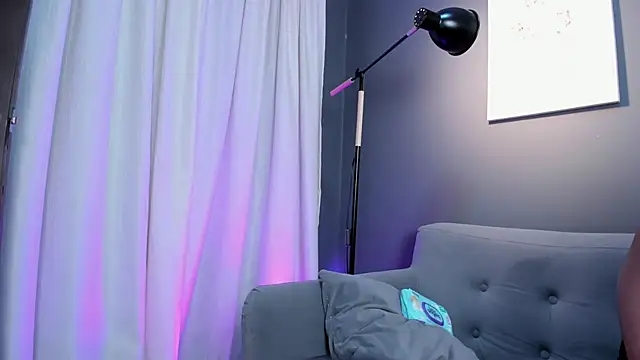 Madisson Edwards online show from 03-26-26, 01:53