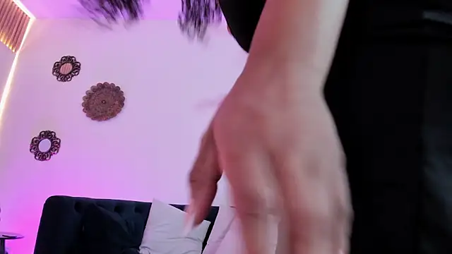 Snapshot of Madisson_Edwards chatting on 03-01-26, 07:36 Madisson Edwards online show from 03-01-26, 07:36