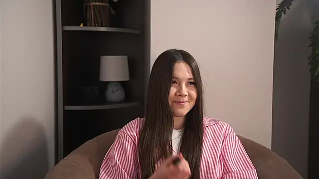 Snapshot of MarvelGruner chatting on 02-25-26, 10:37 MarvelGruner online show from 02-25-26, 10:37