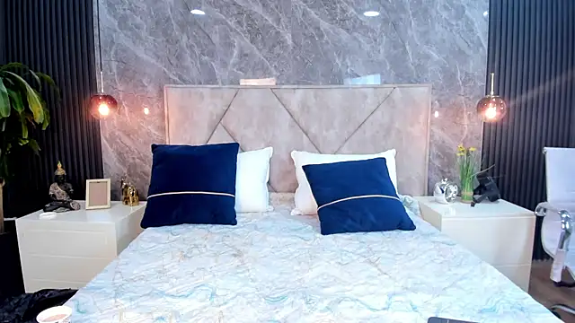 Emma Dancer online show from 03-19-26, 12:27