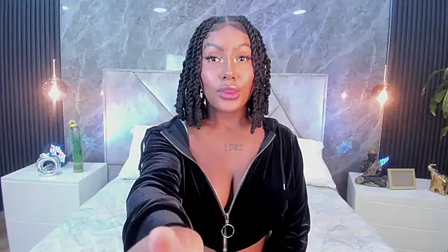 Emma Dancer online show from 04-05-26, 01:18