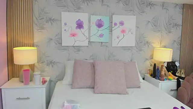 CherryTayloor online show from 06-17-26, 03:28