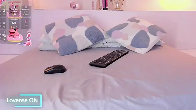 mia mendoza  online show from 04-08-26, 11:22