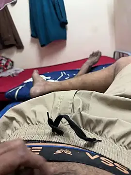 neekosam12 online show from 03-17-26, 01:58