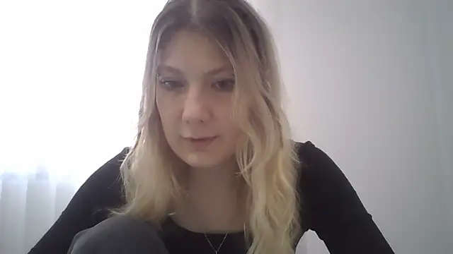 Foxy Bright online show from 03-02-26, 12:34