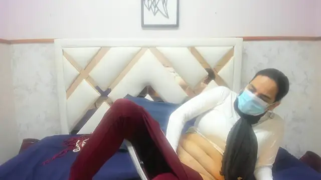 Amy Walls7 online show from 03-25-26, 11:42