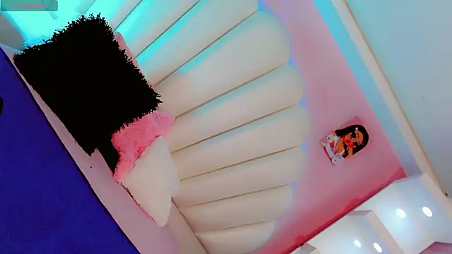 Daniiela Ember online show from 03-03-26, 04:41