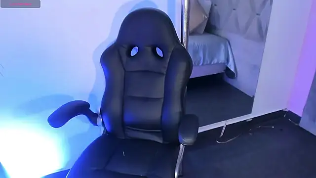 Daniiela Ember online show from 03-30-26, 09:55