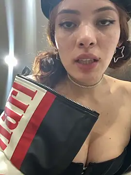 Snapshot of romanovanita chatting on 05-16-26, 05:28 romanovanita online show from 05-16-26, 05:28