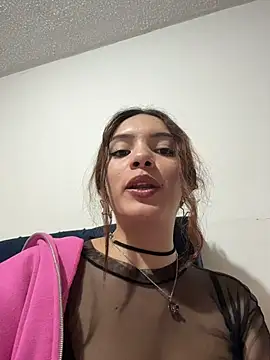 Snapshot of romanovanita chatting on 06-25-26, 04:54 romanovanita online show from 06-25-26, 04:54