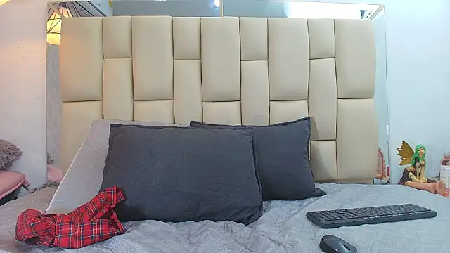 Snapshot of Lana_Sliim chatting on 03-10-26, 12:09 Lana Sliim online show from 03-10-26, 12:09