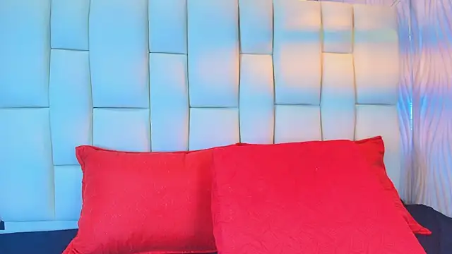Lana Sliim online show from 04-24-26, 12:07