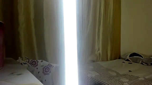 Snapshot of merijaslin chatting on 06-11-26, 12:32 merijaslin online show from 06-11-26, 12:32