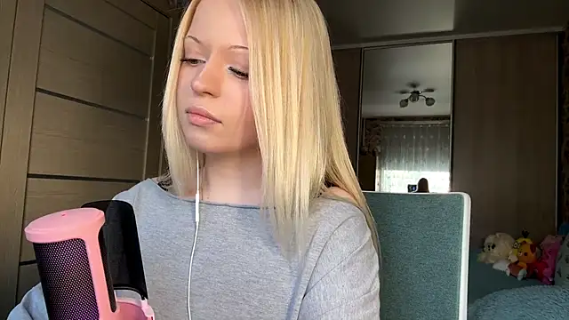 JeneeBIanks online show from 03-15-26, 12:45