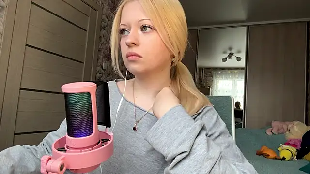 Snapshot of JeneeBIanks chatting on 02-28-26, 09:09 JeneeBIanks online show from 02-28-26, 09:09