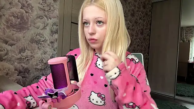 JeneeBIanks online show from 04-02-26, 12:34