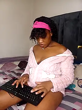 Divine Beautyxx online show from 03-17-26, 02:31