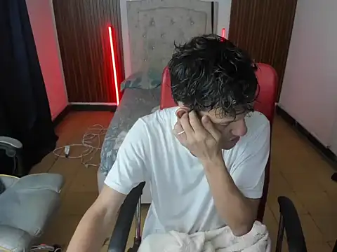 juan and luke online show from 03-20-26, 08:37