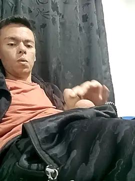 Snapshot of Damiianm chatting on 02-25-26, 01:06 Damiianm online show from 02-25-26, 01:06