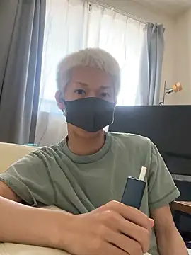 Yumemiru-k online show from 05-02-26, 12:38
