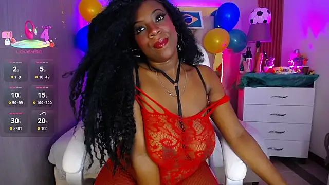 Snapshot of Charlotte_miles chatting on 06-21-26, 11:16 Charlotte miles online show from 06-21-26, 11:16