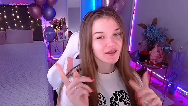 Snapshot of Ann_Wood chatting on 02-23-26, 06:58 Ann Wood online show from 02-23-26, 06:58