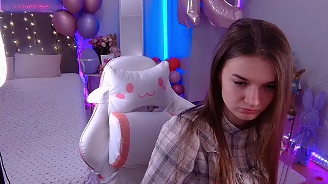 Snapshot of Ann_Wood chatting on 02-21-26, 07:10 Ann Wood online show from 02-21-26, 07:10