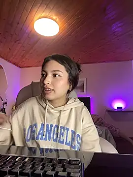 Mady Pink online show from 03-17-26, 04:26