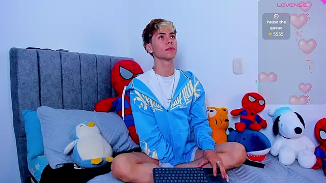 Callum 777 online show from 03-12-26, 04:00