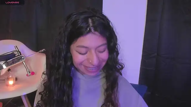Snapshot of MilyFerrer chatting on 05-15-26, 04:54 MilyFerrer online show from 05-15-26, 04:54
