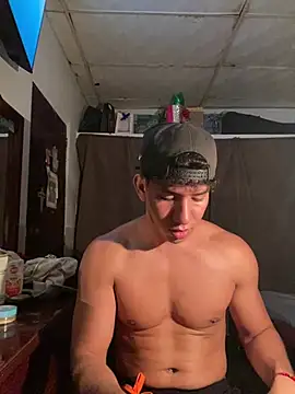 Snapshot of Alejandrososas chatting on 06-17-26, 02:55 Alejandrososas online show from 06-17-26, 02:55