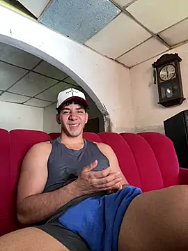 Snapshot of Alejandrososas chatting on 06-19-26, 05:08 Alejandrososas online show from 06-19-26, 05:08
