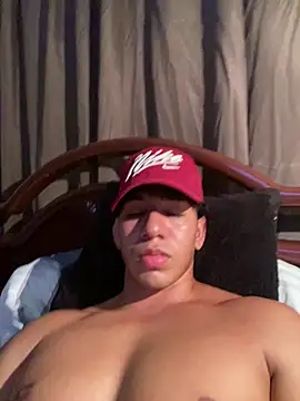 Alejandrososas online show from 05-22-26, 12:08