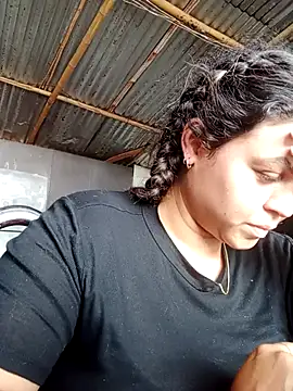 Snapshot of mar_coral2 chatting on 07-30-26, 03:33 mar coral2 online show from 07-30-26, 03:33