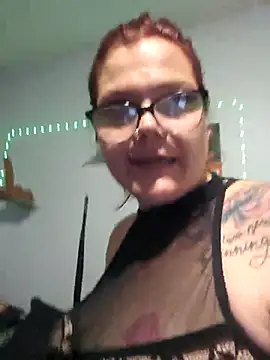 Snapshot of Sexymilf6992 chatting on 07-30-26, 10:09 Sexymilf6992 online show from 07-30-26, 10:09