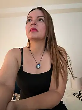 Viictoria-Jones online show from 07-29-26, 10:03