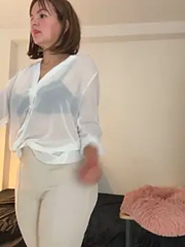Viictoria-Jones online show from 07-21-26, 10:16