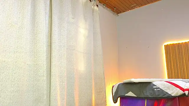 CIccioline pussyGolden online show from 03-04-26, 08:27