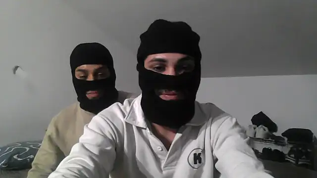 Snapshot of ptcasalprive chatting on 03-04-26, 01:13 ptcasalprive online show from 03-04-26, 01:13