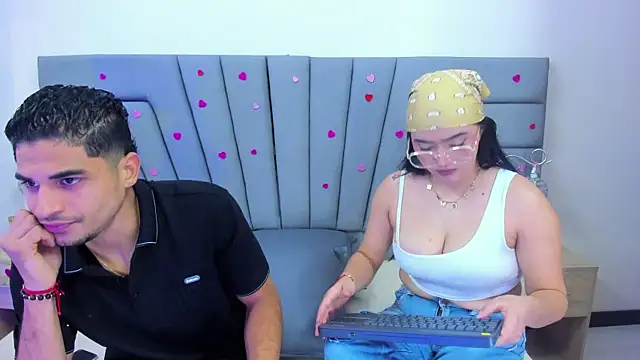 Snapshot of JhoanAndScarlet chatting on 03-01-26, 03:39 JhoanAndScarlet online show from 03-01-26, 03:39