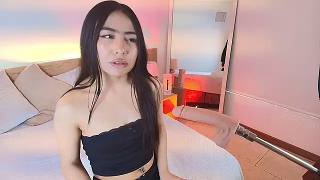 Valecute  online show from 03-18-26, 07:59