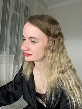 AinyrVixxen online show from 04-17-26, 11:07