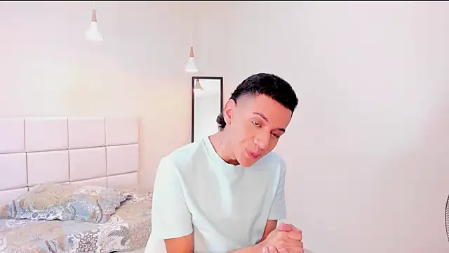 dominicjonnes online show from 04-14-26, 09:09