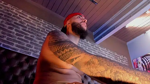 SantiagoHincapiie online show from 03-13-26, 08:58