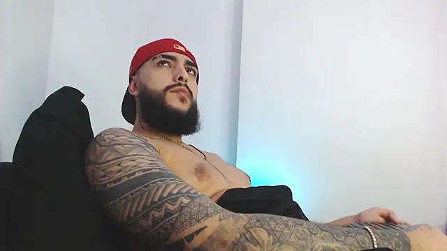 SantiagoHincapiie online show from 03-19-26, 05:18