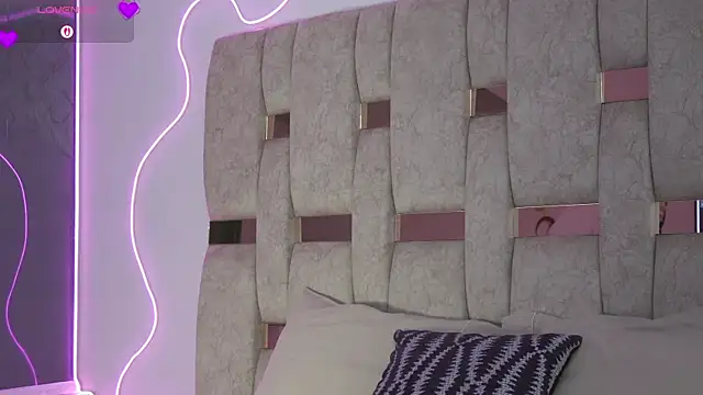 Fernanda thail  online show from 03-24-26, 07:25