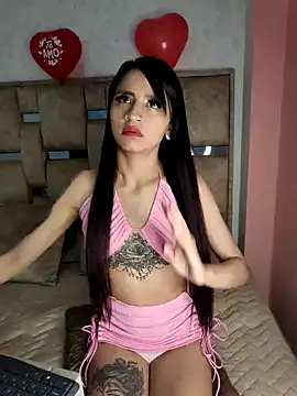 Snapshot of Lauraaa_pink18 chatting on 02-26-26, 03:28 Lauraaa pink18 online show from 02-26-26, 03:28